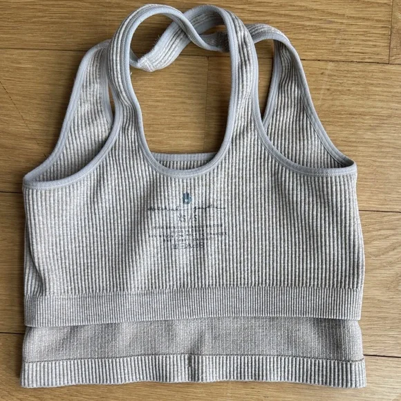 Tan Ribbed Crop Top - Picture 3 of 3